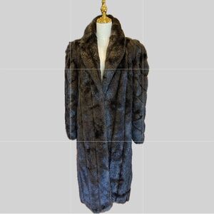 Olympia NWOT Faux Fur Luxurious Long Fur Coat L